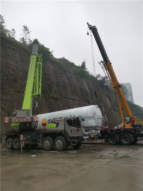武夷山市“不怕风雨冻”—— 吊车的 “恶劣环境适应” 技术