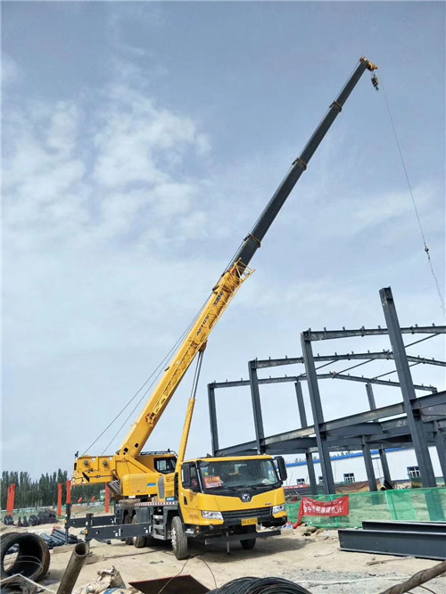 武夷山市超高层建筑钢结构吊装案例
